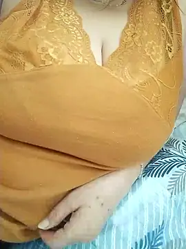 Snapshot of zerdaliii chatting on October 10, 2025, 2:27 pm zerdaliii online show from October 10, 2025, 2:27 pm