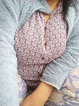 Snapshot of zerdaliii chatting on October 13, 2025, 8:03 am zerdaliii online show from October 13, 2025, 8:03 am