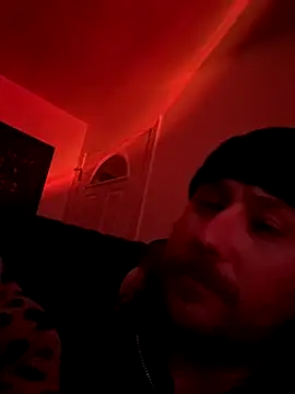 Snapshot of blazeyblake chatting on November 16, 2025, 12:11 pm blazeyblake online show from November 16, 2025, 12:11 pm