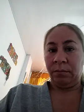 Snapshot of Nala1986 chatting on November 23, 2025, 4:18 pm Nala1986 online show from November 23, 2025, 4:18 pm