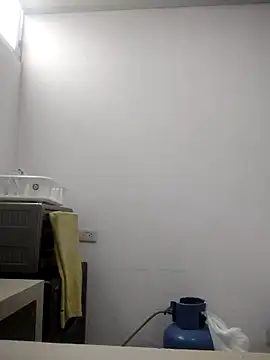 Snapshot of Nala1986 chatting on November 28, 2025, 3:36 pm Nala1986 online show from November 28, 2025, 3:36 pm