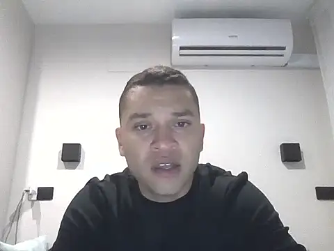 Snapshot of Krono_dikaprio_ chatting on March 14, 2026, 12:39 am Krono dikaprio online show from March 14, 2026, 12:39 am