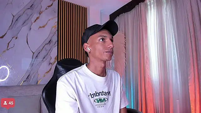 JulienSaint online show from November 7, 2025, 12:16 pm