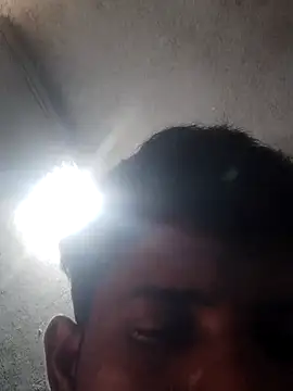 Snapshot of Chloe_1122 chatting on March 18, 2025, 4:04 am Chloe 1122 online show from March 18, 2025, 4:04 am