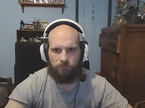 PDrents online show from November 17, 2025, 10:04 pm