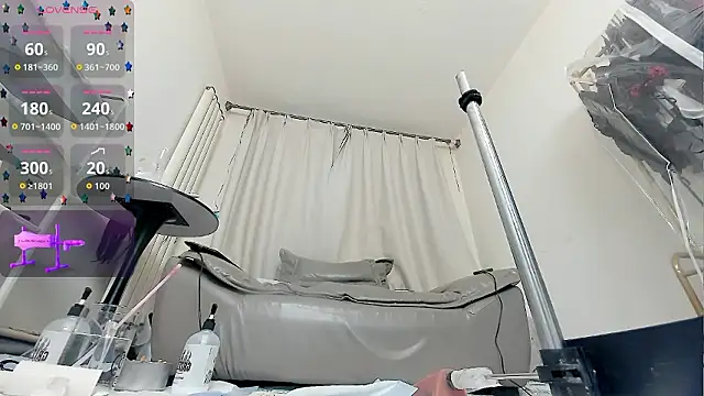 Snapshot of fox-yiyi chatting on March 4, 2026, 12:00 pm fox-yiyi online show from March 4, 2026, 12:00 pm