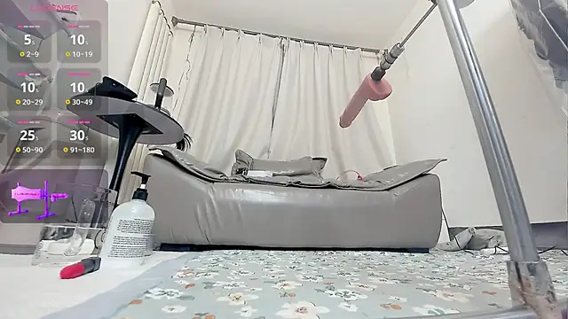 Snapshot of fox-yiyi chatting on March 13, 2026, 12:01 pm fox-yiyi online show from March 13, 2026, 12:01 pm