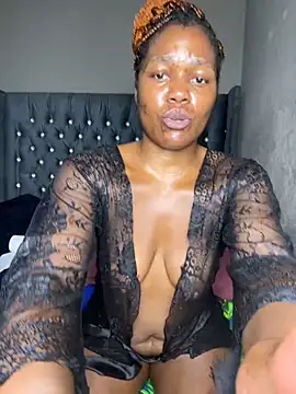 Kikie23 online show from November 24, 2025, 12:10 am