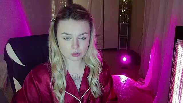 AngelicaHollywood online show from February 11, 2026, 8:14 pm