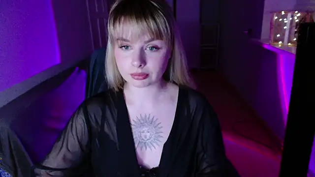 AngelicaHollywood online show from March 3, 2026, 8:26 pm