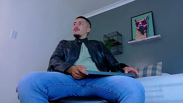 MrFox   online show from March 6, 2026, 11:39 am