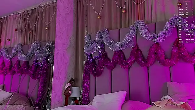 CarolLamb online show from January 12, 2026, 7:02 am