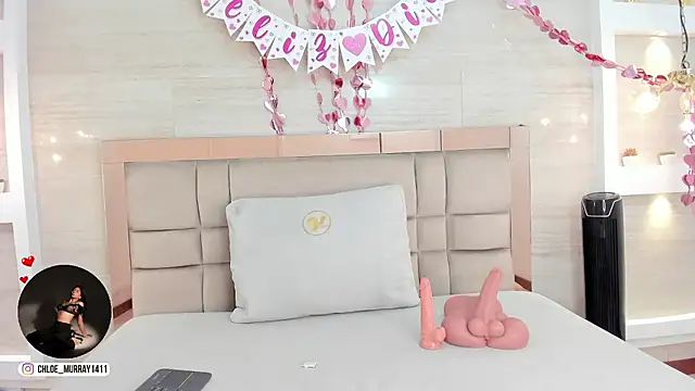 chloe murray online show from February 13, 2026, 12:01 pm