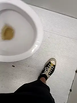 Snapshot of vasgabri chatting on December 2, 2025, 11:04 am vasgabri online show from December 2, 2025, 11:04 am