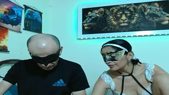 Snapshot of coplehot27 chatting on February 11, 2026, 10:26 pm coplehot27 online show from February 11, 2026, 10:26 pm