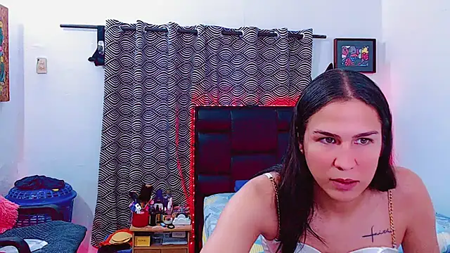 Snapshot of Azley_sweet chatting on February 4, 2026, 8:58 pm Azley sweet online show from February 4, 2026, 8:58 pm