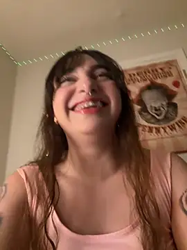 CharmingMaddie online show from September 24, 2025, 3:32 am