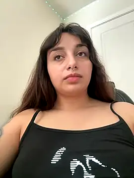 CharmingMaddie online show from October 12, 2025, 5:34 pm