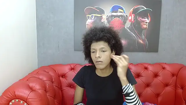 Violett Salvatore online show from January 14, 2026, 3:28 pm