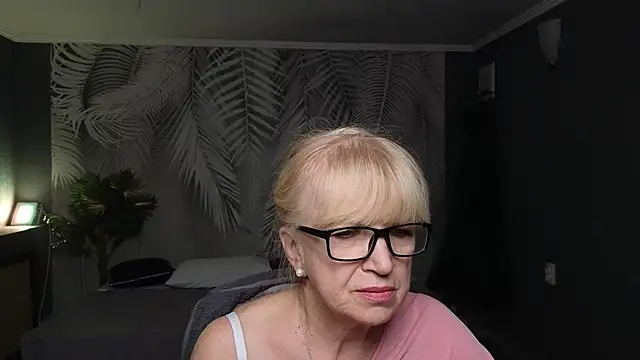 Snapshot of Sabina_Ros chatting on November 27, 2025, 11:23 am Sabina Ros online show from November 27, 2025, 11:23 am