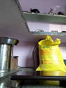 Love-pari077 online show from February 13, 2026, 2:40 am