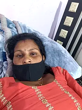 Love-pari077 online show from February 25, 2026, 3:54 pm