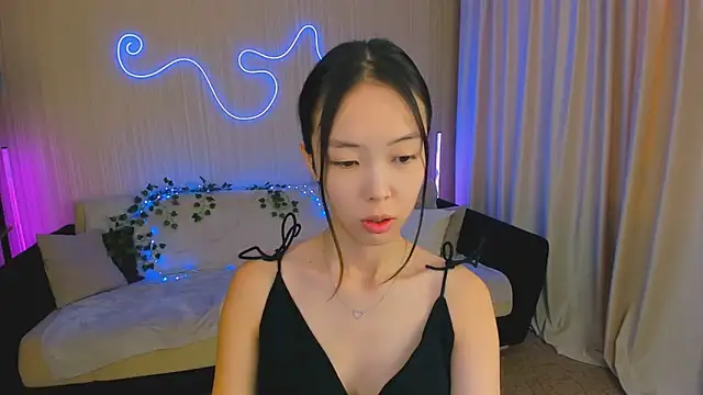 Snapshot of SoulHarmoonyy chatting on September 30, 2025, 1:27 pm SoulHarmoonyy online show from September 30, 2025, 1:27 pm