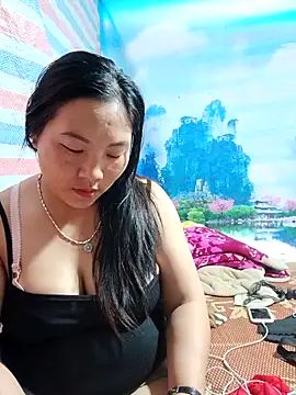 Love-Ly99 online show from September 12, 2025, 9:42 am