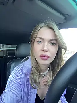 miss veroNika online show from June 1, 2026, 5:20 am