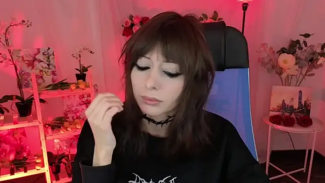 CrystallBloom online show from January 14, 2026, 7:30 pm