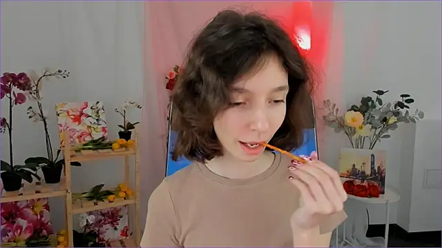 EmmanuellBrown online show from December 2, 2025, 10:09 am