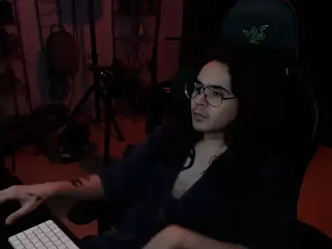 Snapshot of dorrey21 chatting on April 4, 2026, 1:59 am dorrey21 online show from April 4, 2026, 1:59 am