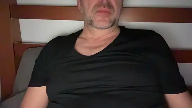 german9inch online show from February 1, 2025, 9:40 pm