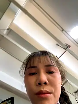 Snapshot of Adora188 chatting on September 28, 2025, 3:34 am Adora188 online show from September 28, 2025, 3:34 am