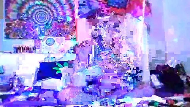 SparklesB1tch online show from April 29, 2026, 9:02 am