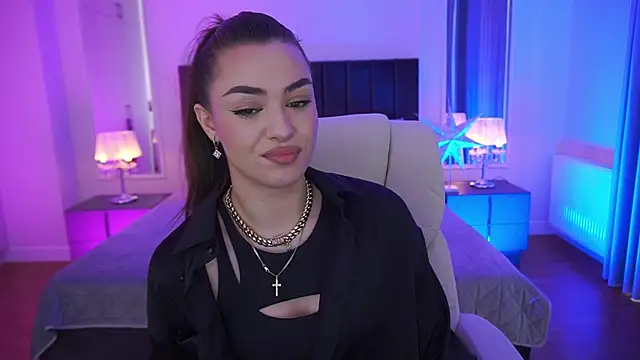 EricaSin online show from April 1, 2026, 2:03 pm