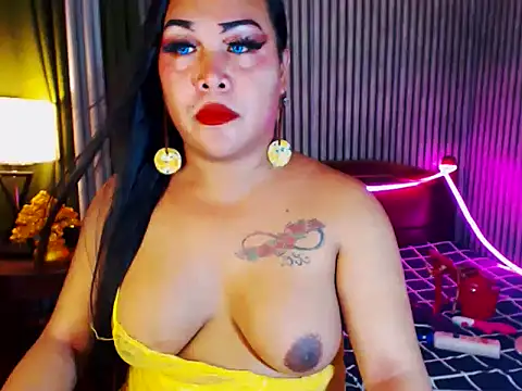 CumFactoryLuna online show from May 24, 2026, 10:42 am