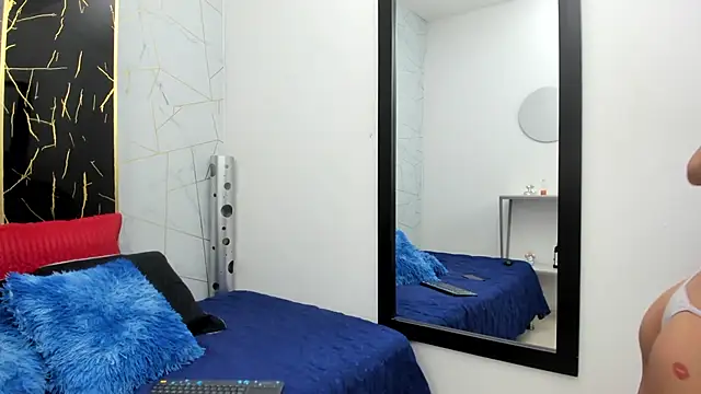 HannaHot 69 online show from October 5, 2025, 12:47 pm