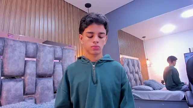 owen  johnson online show from March 29, 2026, 11:54 am