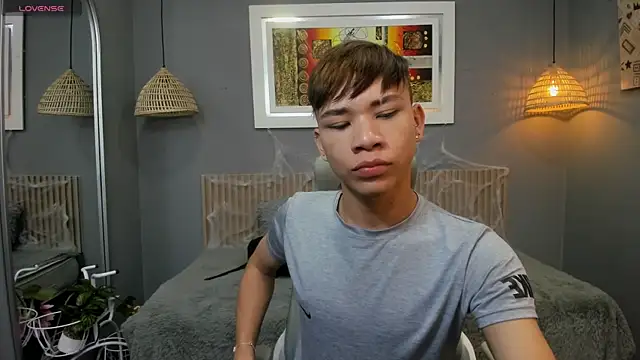 nathanclay online show from October 11, 2025, 3:39 am