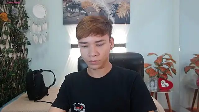 nathanclay online show from December 16, 2025, 3:55 am