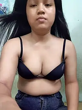 BabySweet-18 online show from May 4, 2026, 8:32 am