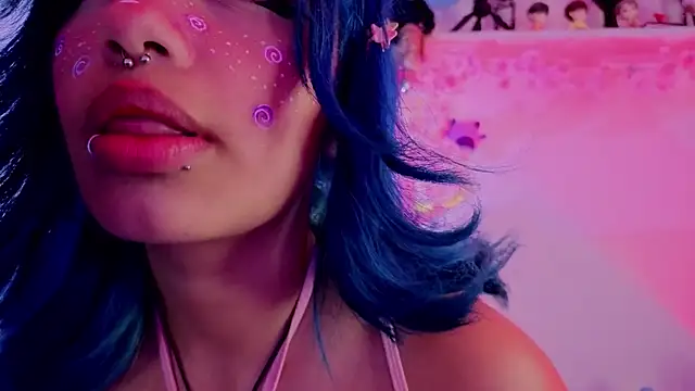 zoelight18 online show from January 9, 2026, 9:16 pm