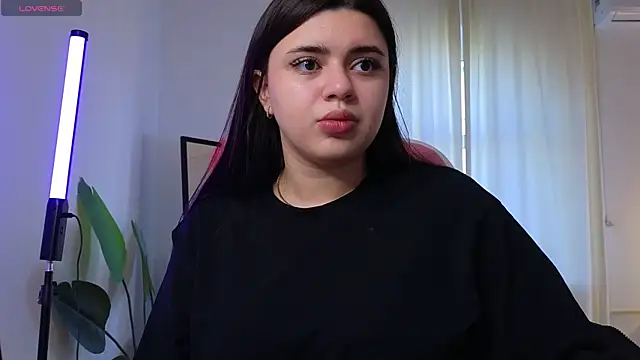 Snapshot of courtneyk_ chatting on October 3, 2025, 1:30 pm courtneyk online show from October 3, 2025, 1:30 pm