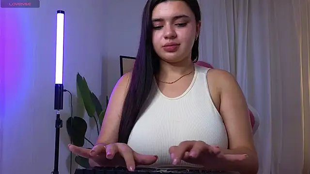 Snapshot of courtneyk_ chatting on October 16, 2025, 2:51 pm courtneyk online show from October 16, 2025, 2:51 pm