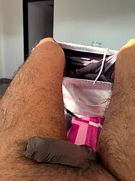 Snapshot of Marathiboyraj chatting on November 14, 2025, 9:52 am Marathiboyraj online show from November 14, 2025, 9:52 am