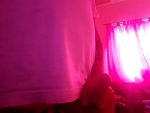 danimay online show from October 1, 2025, 5:52 pm