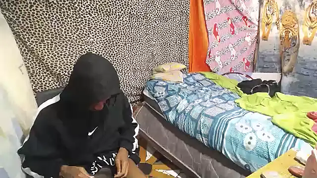 mike ross11 online show from October 22, 2025, 3:12 pm