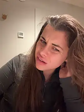 AlitaNova online show from December 18, 2025, 8:26 pm