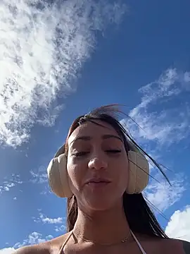 Ninabigtitied online show from January 8, 2026, 12:29 pm